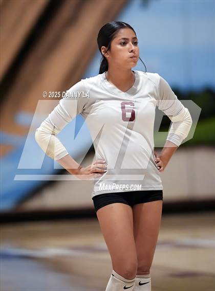 Thumbnail 2 in James Wood @ Warren County photogallery.