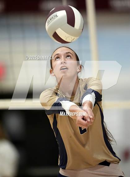 Thumbnail 3 in James Wood @ Warren County photogallery.