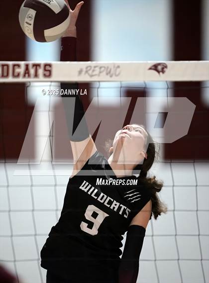 Thumbnail 1 in James Wood @ Warren County photogallery.