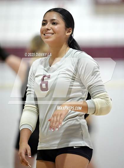 Thumbnail 1 in James Wood @ Warren County photogallery.