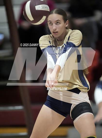 Thumbnail 2 in James Wood @ Warren County photogallery.