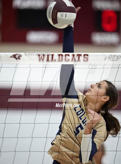 Thumbnail 1 in James Wood @ Warren County photogallery.