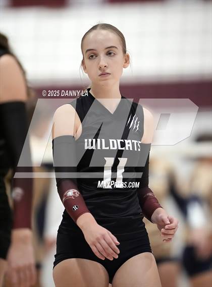 Thumbnail 1 in James Wood @ Warren County photogallery.