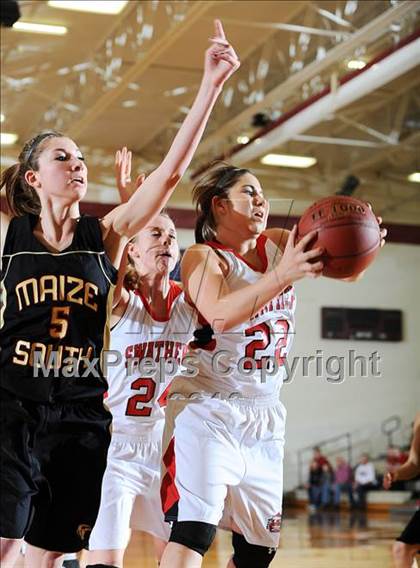 Thumbnail 1 in Maize South vs. Hesston (KSHSAA 4A Substate Semi-Finals) photogallery.