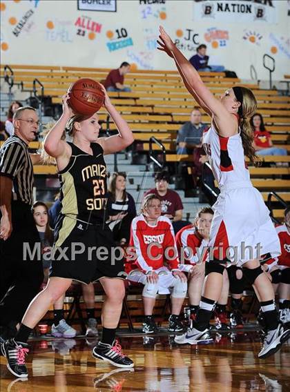 Thumbnail 1 in Maize South vs. Hesston (KSHSAA 4A Substate Semi-Finals) photogallery.