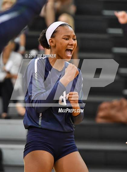 Thumbnail 3 in McNeil @ Vandegrift photogallery.