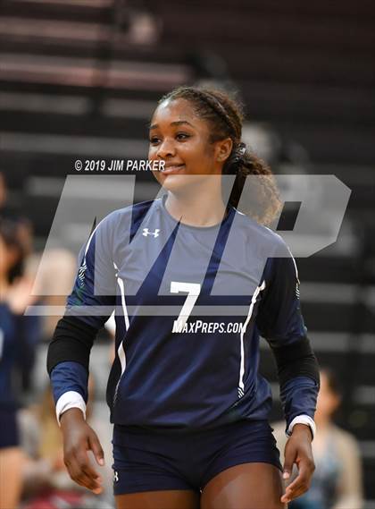 Thumbnail 2 in McNeil @ Vandegrift photogallery.