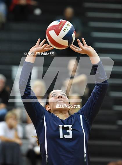 Thumbnail 1 in McNeil @ Vandegrift photogallery.