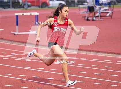 Thumbnail 1 in UIL 6A Track and Field Championship (200M) photogallery.