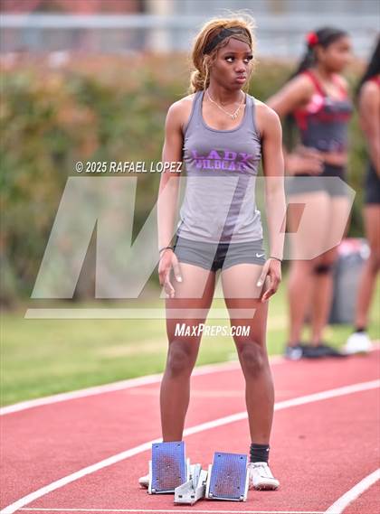 Thumbnail 1 in UIL 6A Track and Field Championship (200M) photogallery.