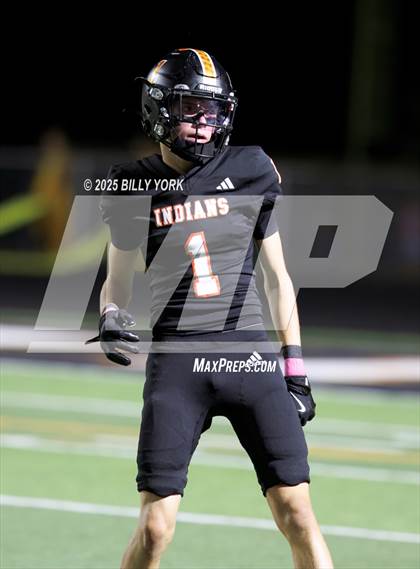 Thumbnail 2 in Grand Saline vs Edgewood photogallery.