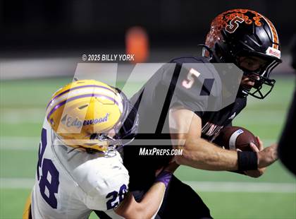 Thumbnail 2 in Grand Saline vs Edgewood photogallery.