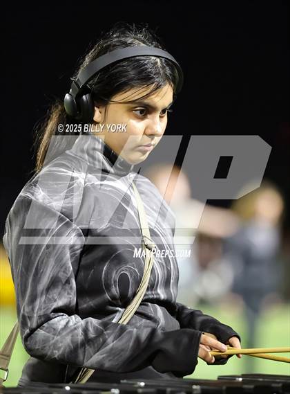 Thumbnail 2 in Grand Saline vs Edgewood photogallery.