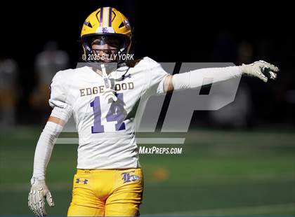 Thumbnail 3 in Grand Saline vs Edgewood photogallery.