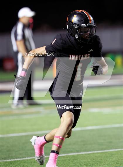 Thumbnail 2 in Grand Saline vs Edgewood photogallery.