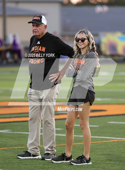 Thumbnail 3 in Grand Saline vs Edgewood photogallery.
