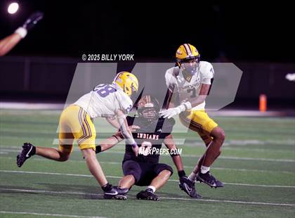 Thumbnail 1 in Grand Saline vs Edgewood photogallery.