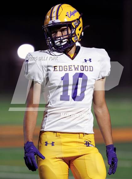 Thumbnail 3 in Grand Saline vs Edgewood photogallery.