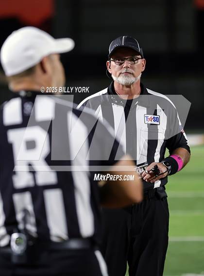 Thumbnail 2 in Grand Saline vs Edgewood photogallery.