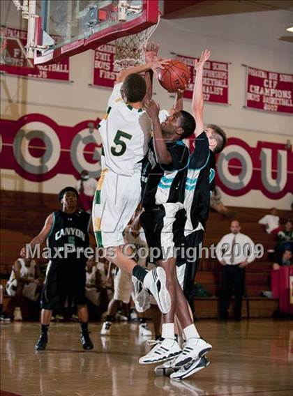 Thumbnail 3 in Canyon Springs vs Cajon (Rose City Round Ball Classic) photogallery.