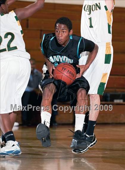 Thumbnail 2 in Canyon Springs vs Cajon (Rose City Round Ball Classic) photogallery.