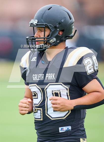 Thumbnail 3 in Porter vs Galena Park (A Team) photogallery.