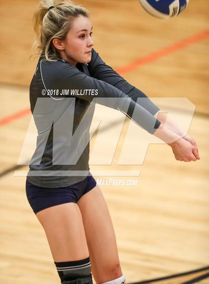 Thumbnail 1 in Ironwood Ridge @ Corona del Sol photogallery.