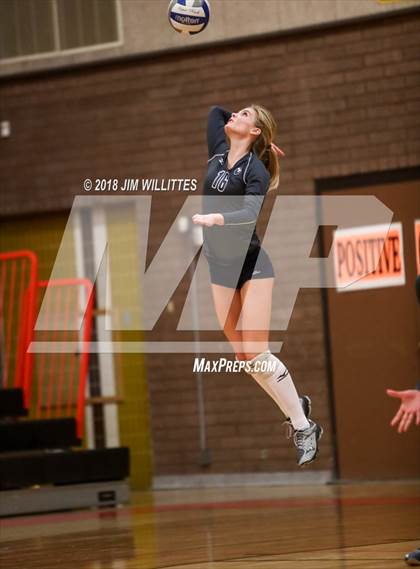 Thumbnail 1 in Ironwood Ridge @ Corona del Sol photogallery.