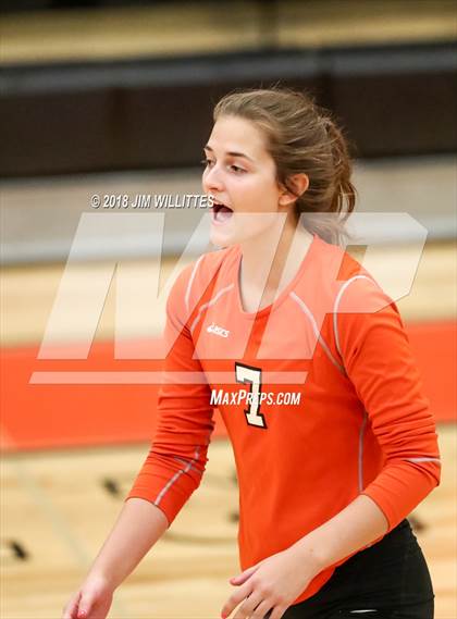 Thumbnail 3 in Ironwood Ridge @ Corona del Sol photogallery.