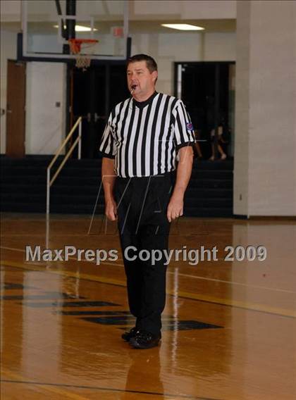 Thumbnail 1 in Benton vs. Herrin photogallery.