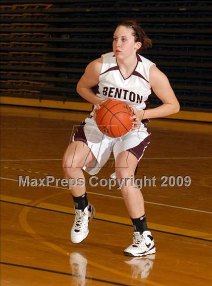Thumbnail 1 in Benton vs. Herrin photogallery.