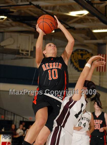 Thumbnail 3 in Benton vs. Herrin photogallery.