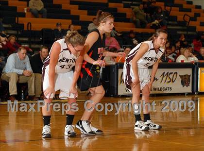 Thumbnail 3 in Benton vs. Herrin photogallery.