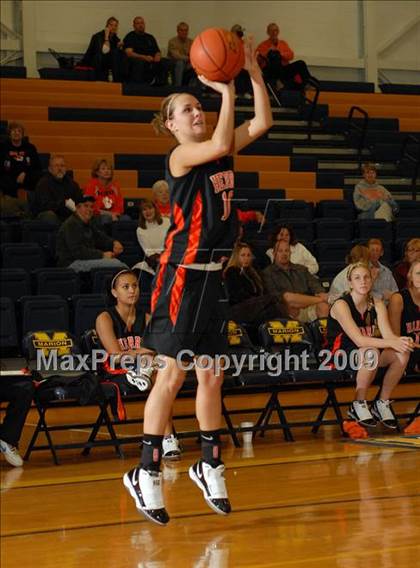 Thumbnail 3 in Benton vs. Herrin photogallery.