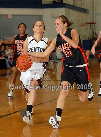 Thumbnail 1 in Benton vs. Herrin photogallery.