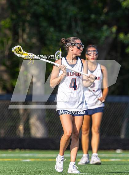Thumbnail 3 in Walpole vs Reading Memorial (MIAA Division 2 Final) photogallery.