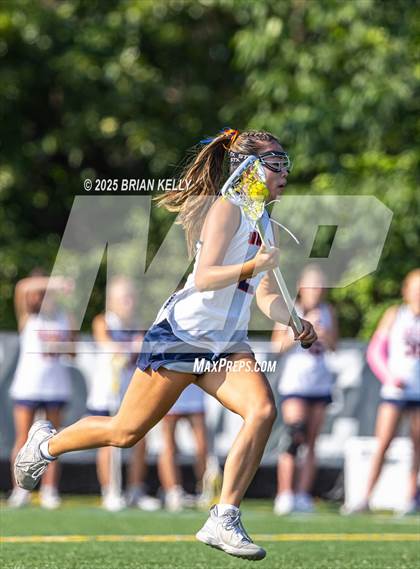 Thumbnail 2 in Walpole vs Reading Memorial (MIAA Division 2 Final) photogallery.