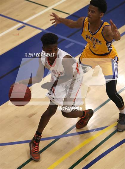 Thumbnail 2 in Grant vs. McClymonds photogallery.