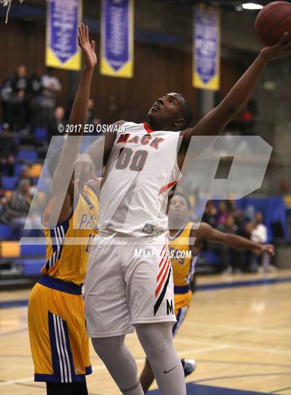 Thumbnail 2 in Grant vs. McClymonds photogallery.