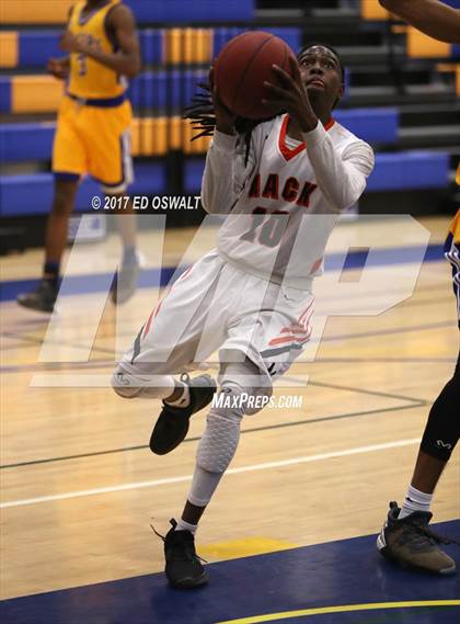 Thumbnail 3 in Grant vs. McClymonds photogallery.