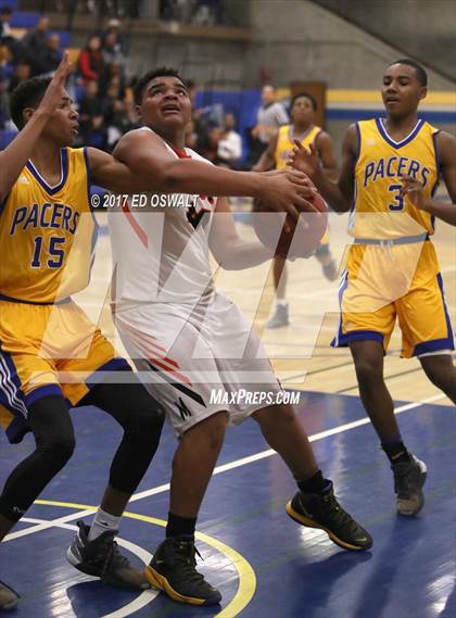 Thumbnail 3 in Grant vs. McClymonds photogallery.