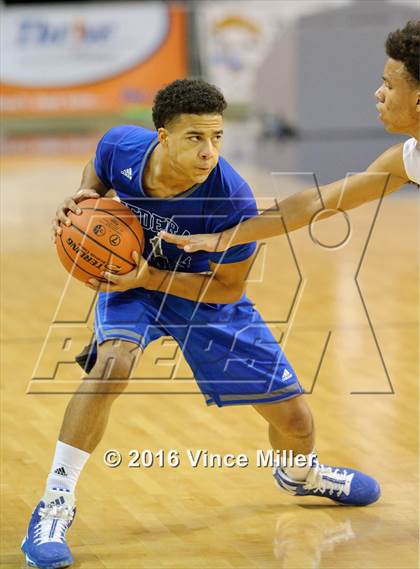Thumbnail 1 in Federal Way vs Curtis (4A SPSL Tournament) photogallery.