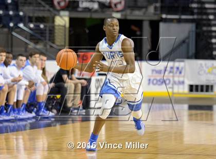 Thumbnail 3 in Federal Way vs Curtis (4A SPSL Tournament) photogallery.