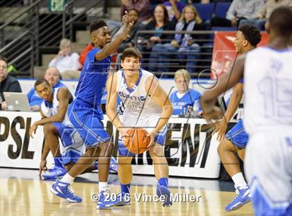 Thumbnail 1 in Federal Way vs Curtis (4A SPSL Tournament) photogallery.
