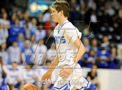 Thumbnail 2 in Federal Way vs Curtis (4A SPSL Tournament) photogallery.
