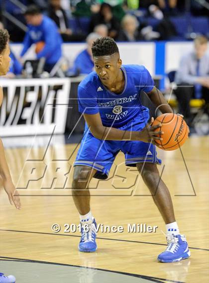Thumbnail 1 in Federal Way vs Curtis (4A SPSL Tournament) photogallery.