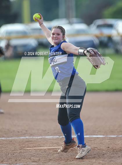 Thumbnail 2 in Honeoye @ Caledonia-Mumford (NYSPHSAA Section V Class C2 Quarterfinal) photogallery.