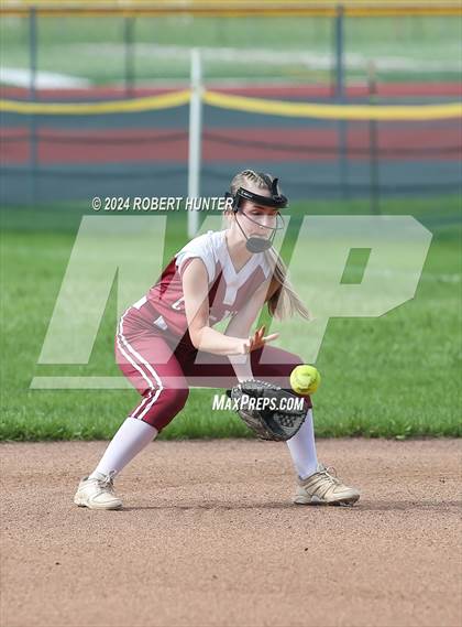 Thumbnail 1 in Honeoye @ Caledonia-Mumford (NYSPHSAA Section V Class C2 Quarterfinal) photogallery.