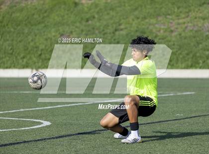 Thumbnail 3 in Bishop Montgomery vs Paramount (South's Boys Varsity Soccer Tournament)t photogallery.