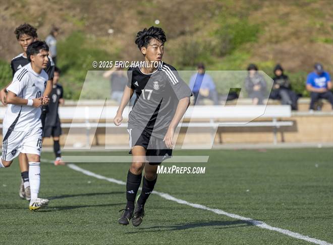 null - Photo 01